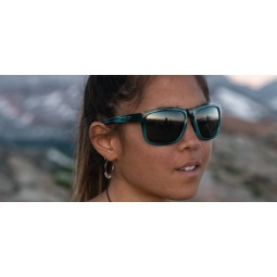 Okulary TIFOSI SWICK POLARIZED blue marble  (1 szkło Smoke 15,4% transmisja światła) (NEW)